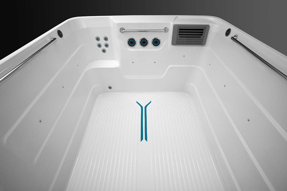 R200 RecSport- Endless Pools- Paradigm Pools & Spas - Gallery