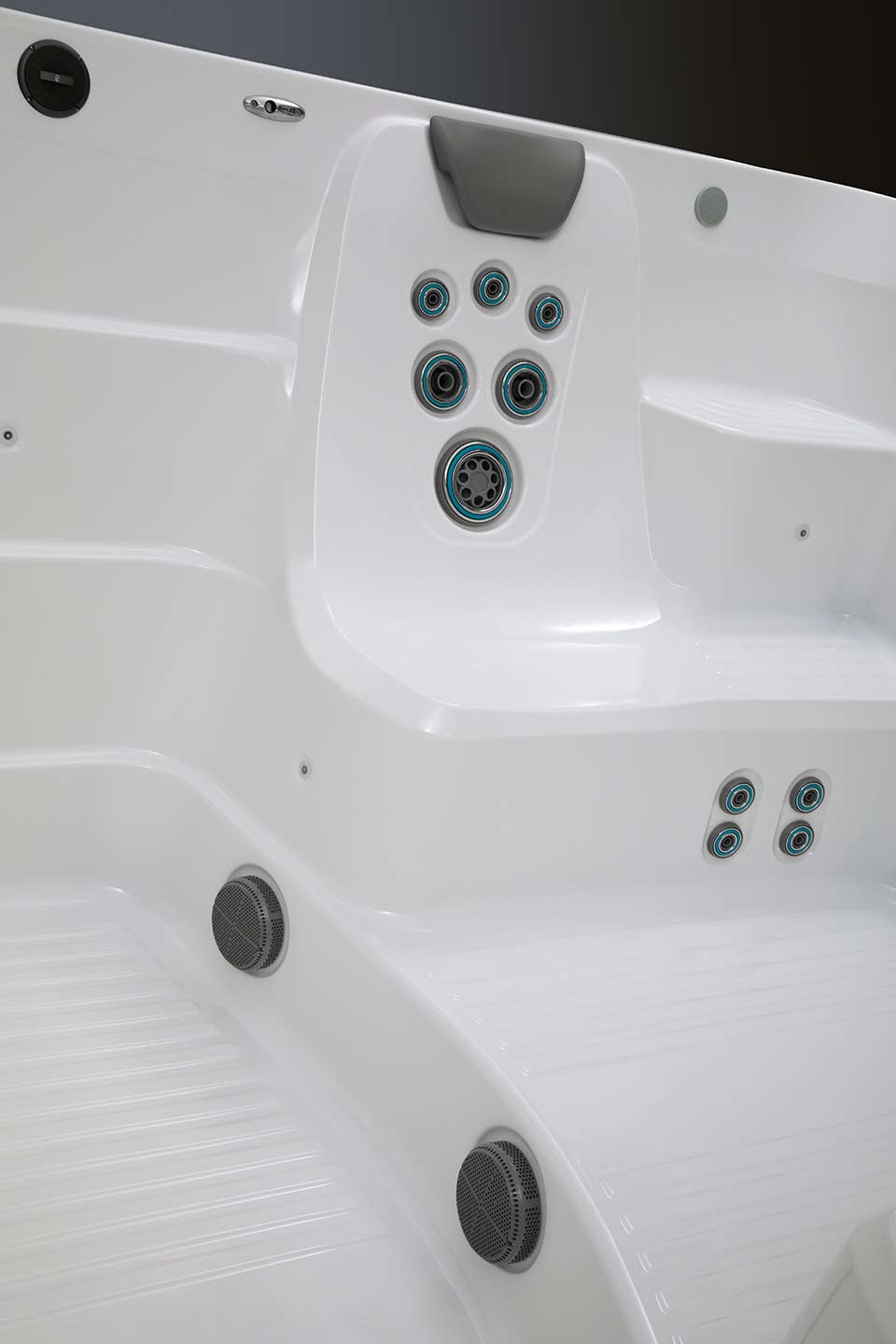 R500 RecSport Systems - Swim Spas - Paradigm Pools & Spas - Gallery