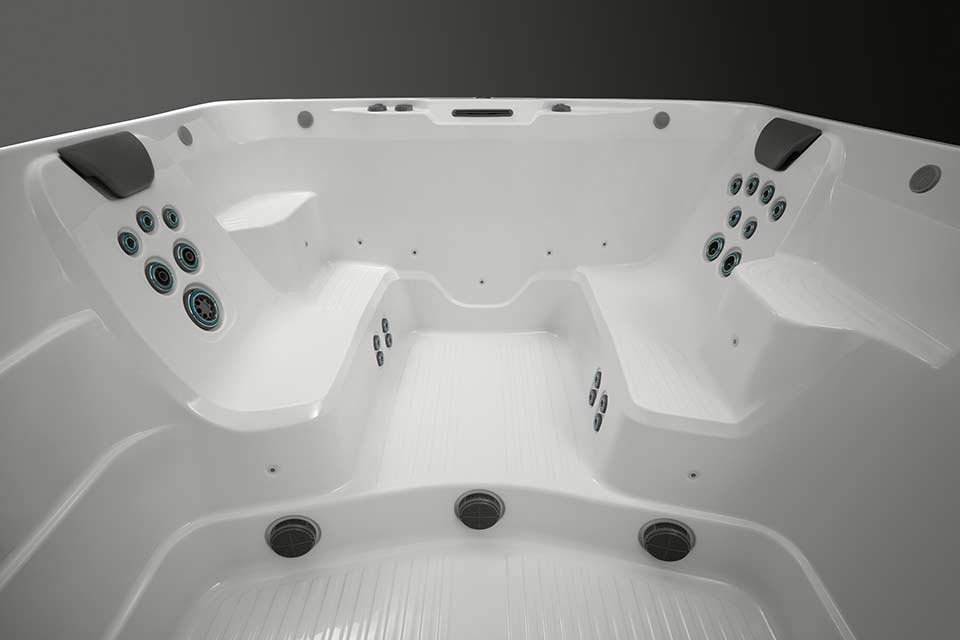 R500 RecSport Systems - Swim Spas - Paradigm Pools & Spas - Gallery