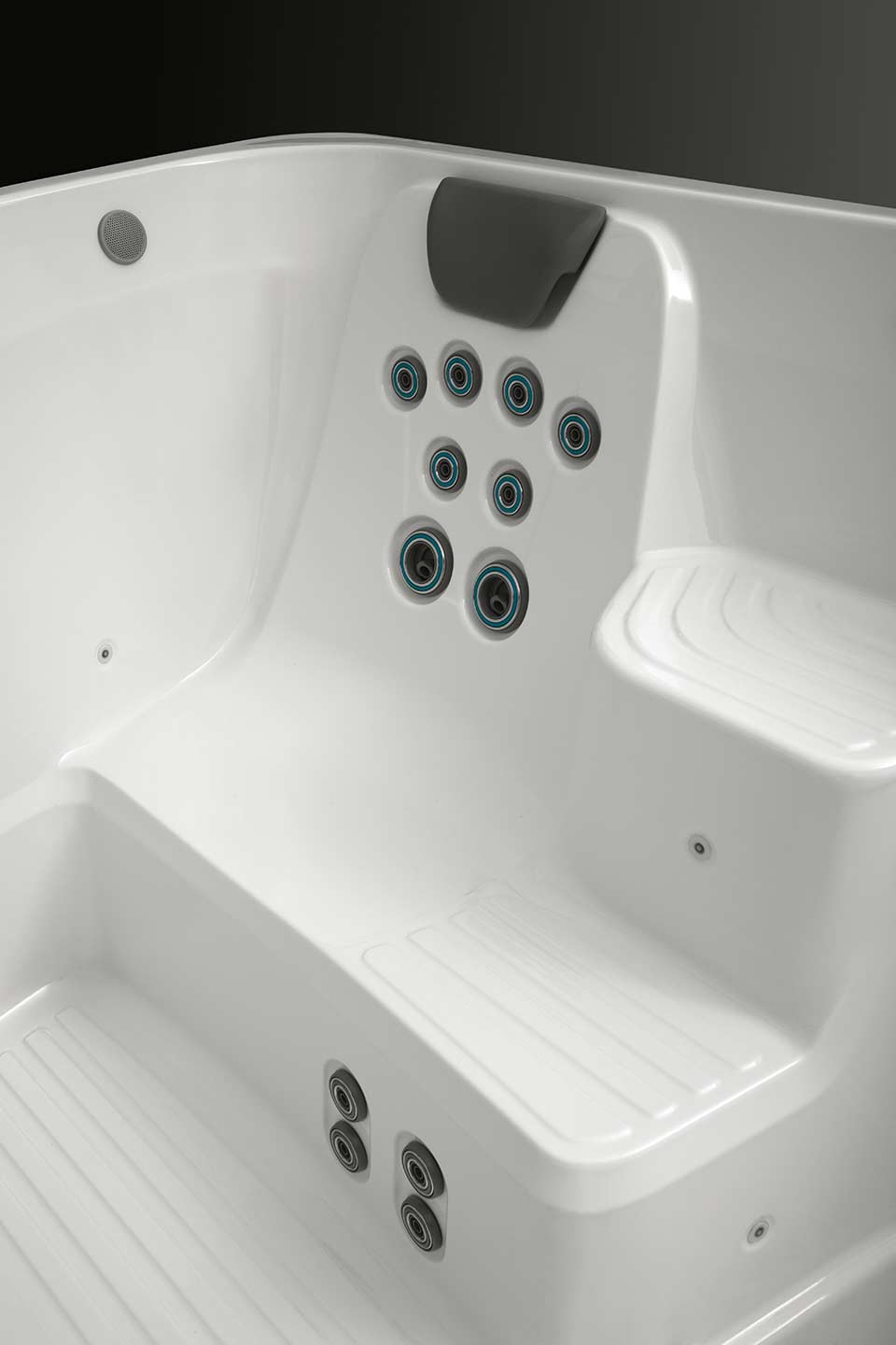 R500 RecSport Systems - Swim Spas - Paradigm Pools & Spas - Gallery