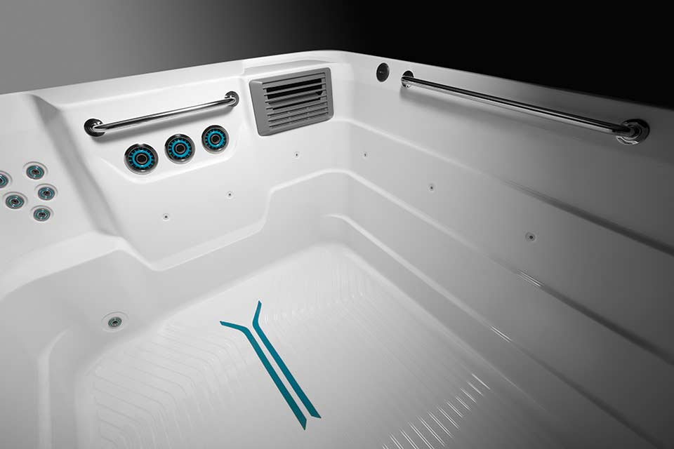 R500 RecSport Systems - Swim Spas - Paradigm Pools & Spas - Gallery