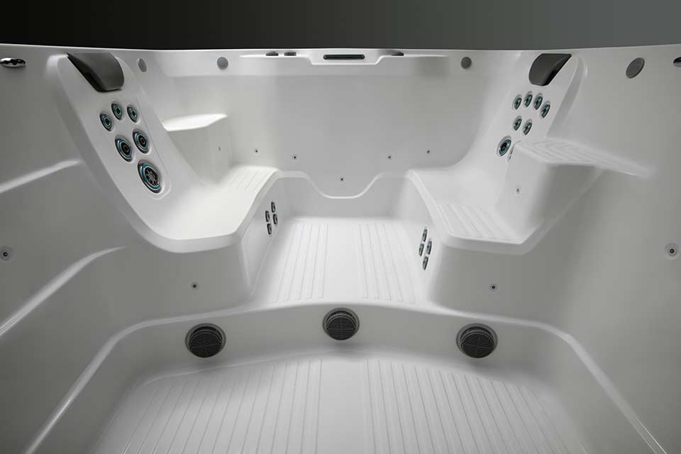 R500 RecSport Systems - Swim Spas - Paradigm Pools & Spas - Gallery
