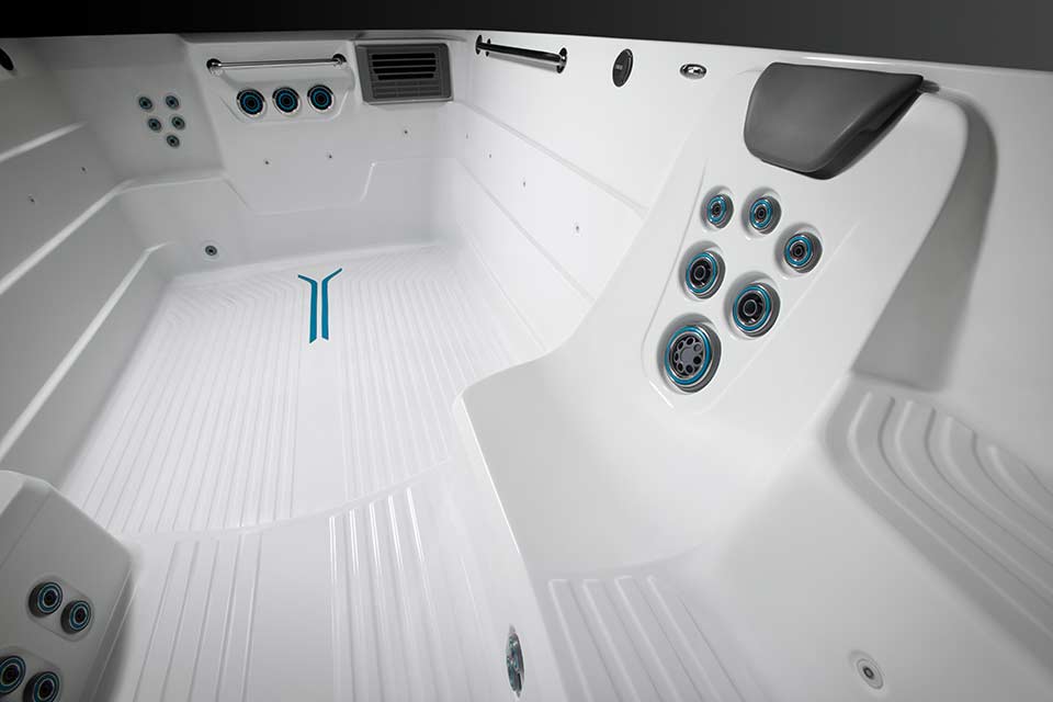 R500 RecSport Systems - Swim Spas - Paradigm Pools & Spas - Gallery